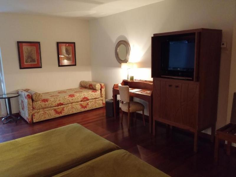 Parador De Limpias Bilik gambar